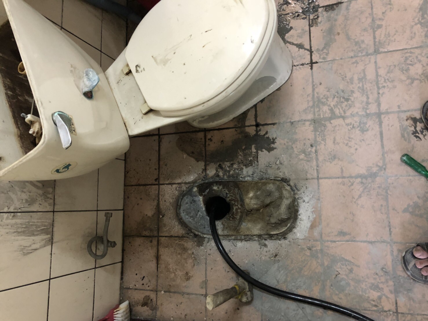 南投通馬桶清潔包通